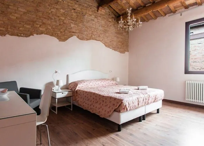 Toscanini Rooms Bed & Breakfast Ravenna