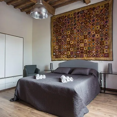 فندق مبيت وإفطار Appartamenti Ravenna 3*
