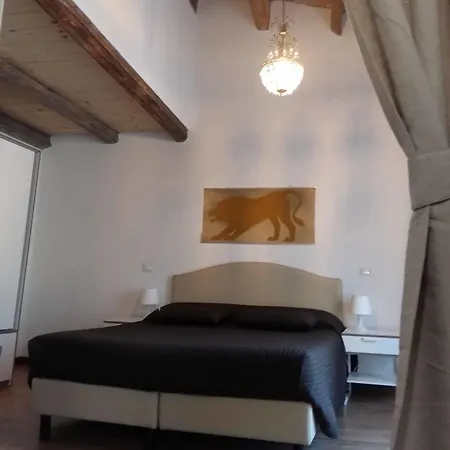 Appartamenti Ravenna فندق مبيت وإفطار رافيننا